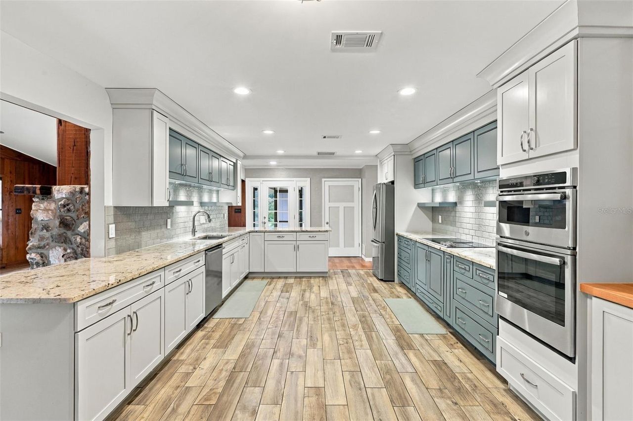 41520 CHARM LAKE DRIVE — photo 9