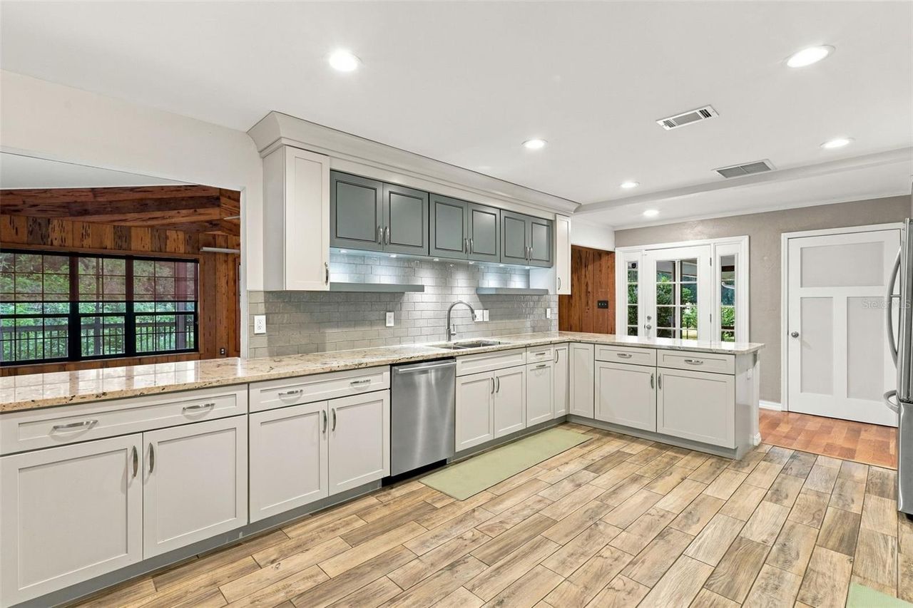 41520 CHARM LAKE DRIVE — photo 10