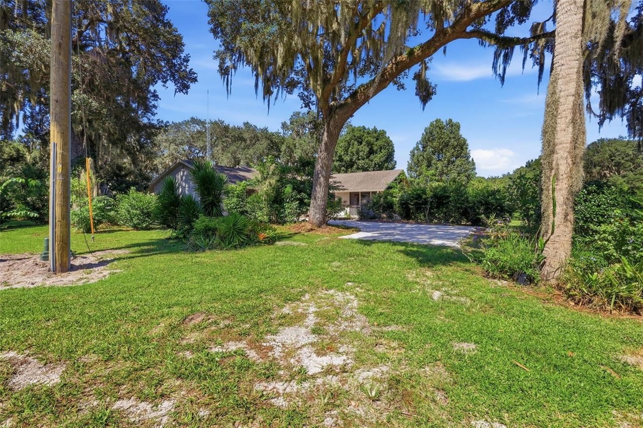 41520 CHARM LAKE DRIVE — photo 31