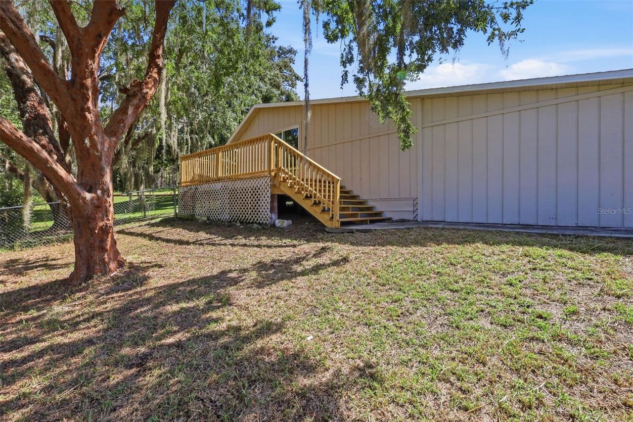 41520 CHARM LAKE DRIVE — photo 36