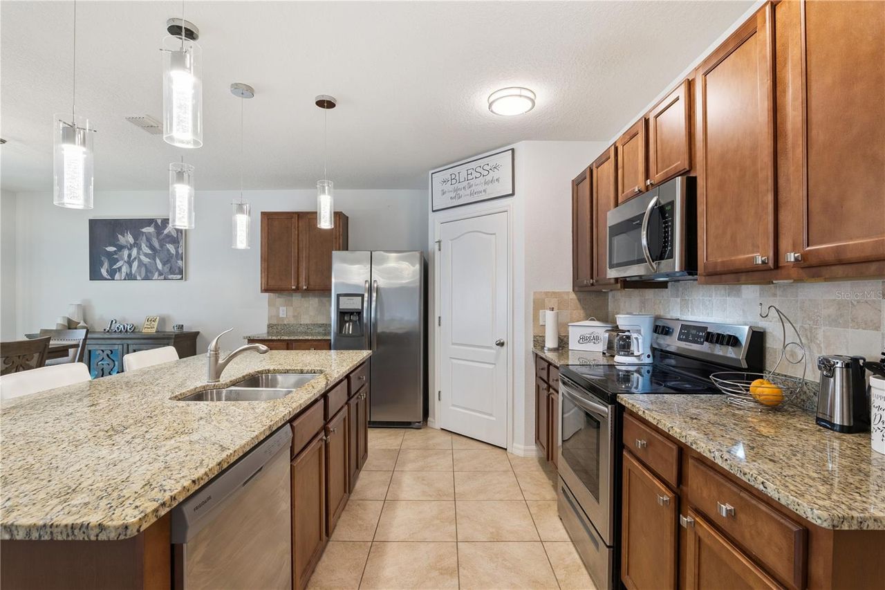 3139 BETHPAGE LOOP — photo 19