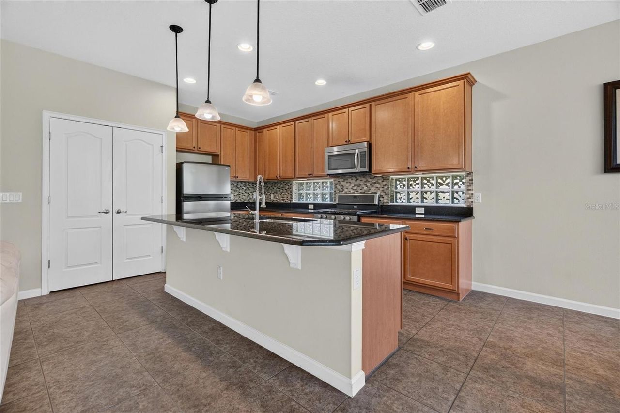 2315 NATOMA BOULEVARD — photo 8