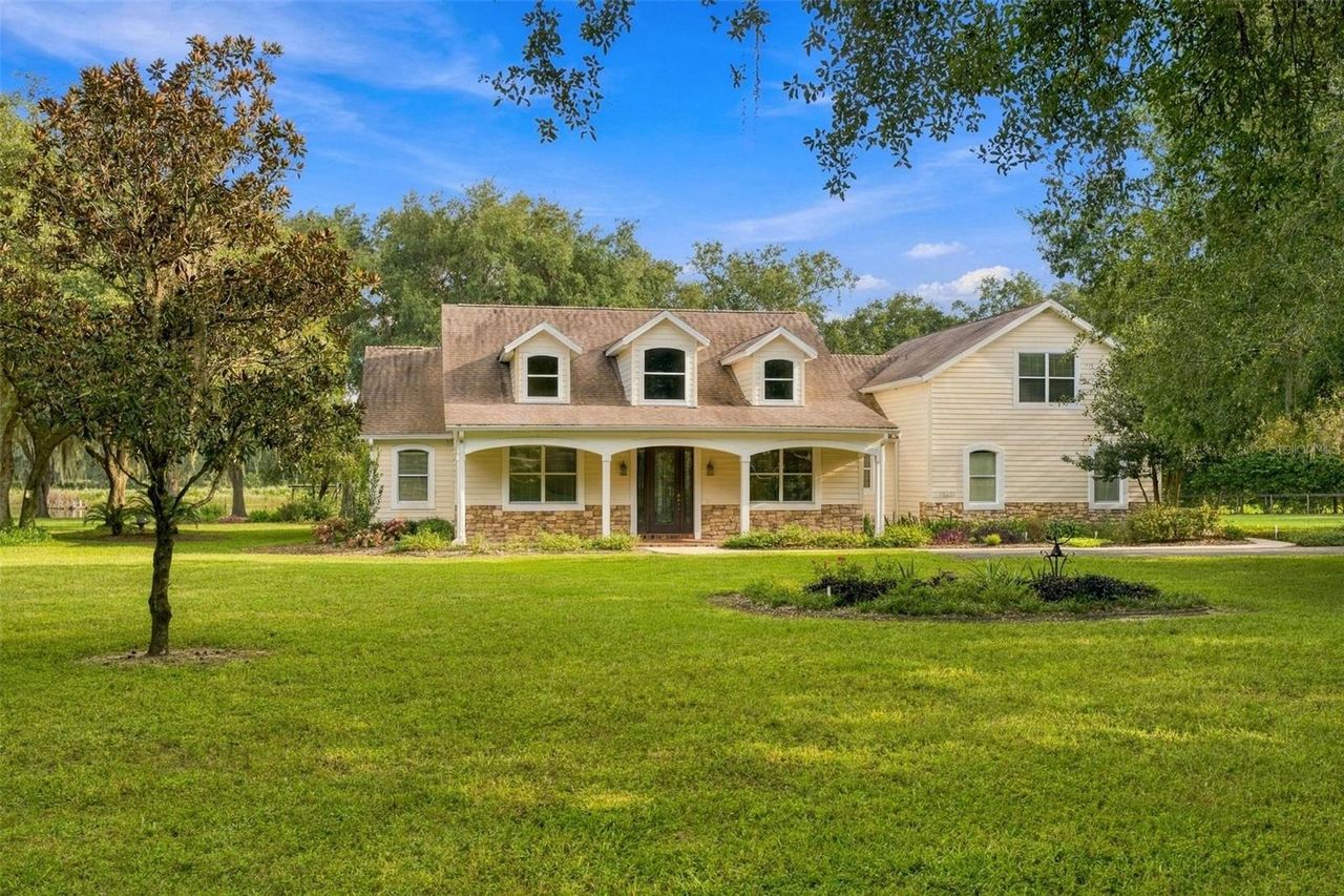 15330 SKY LAKE LANE — photo 1
