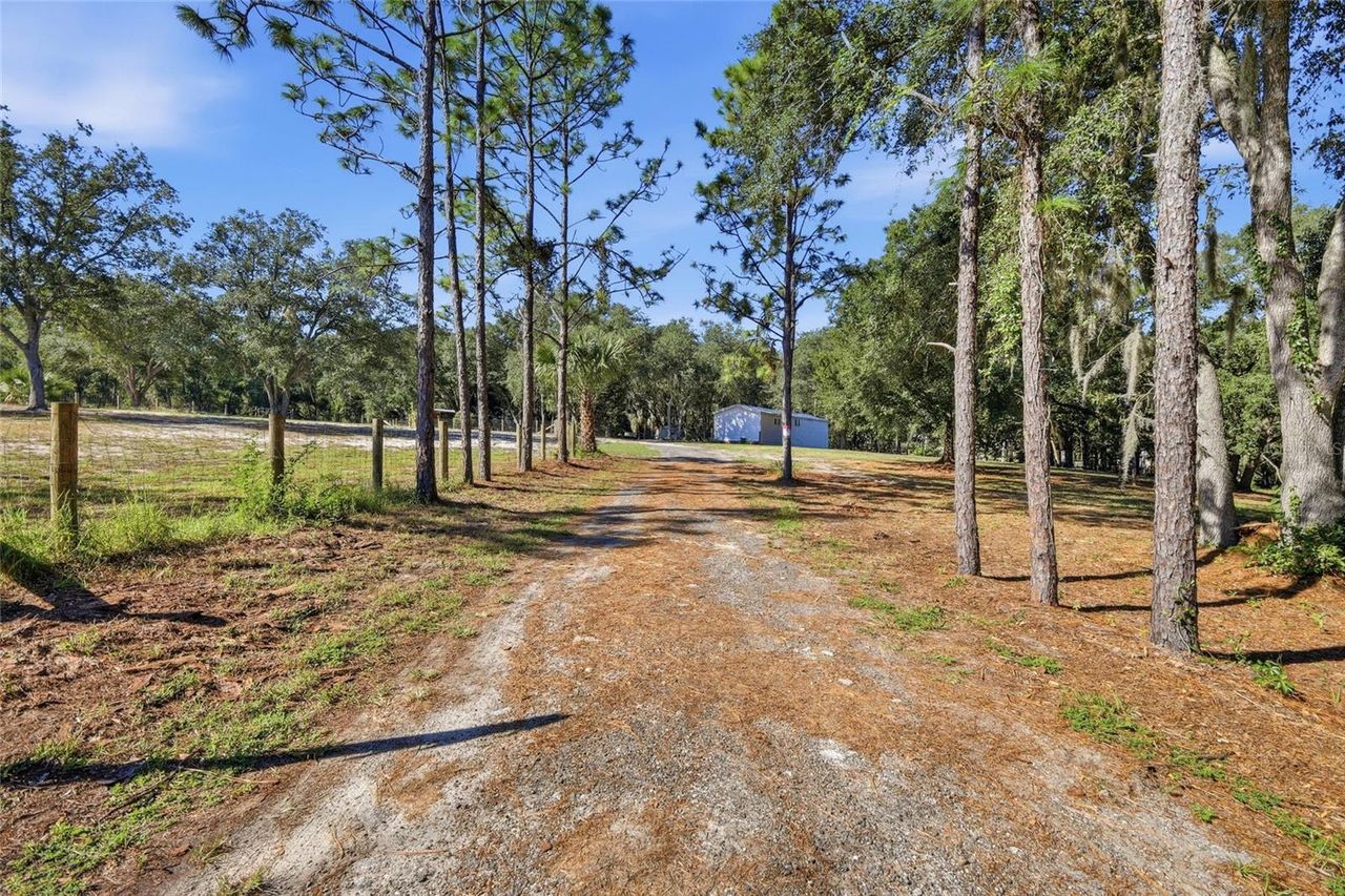 2138 LAKE ELLA ROAD — photo 4