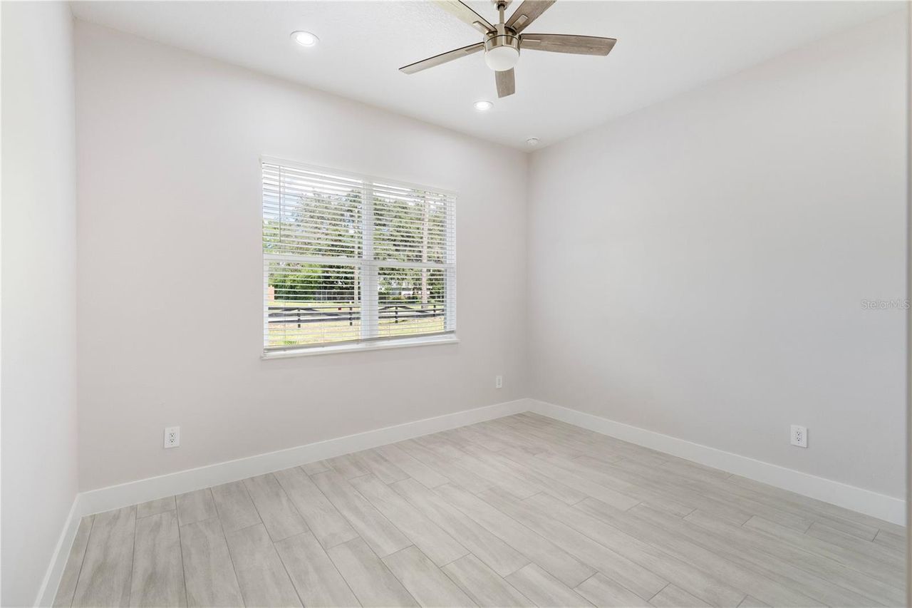 30614 QUINCE AVENUE — photo 35