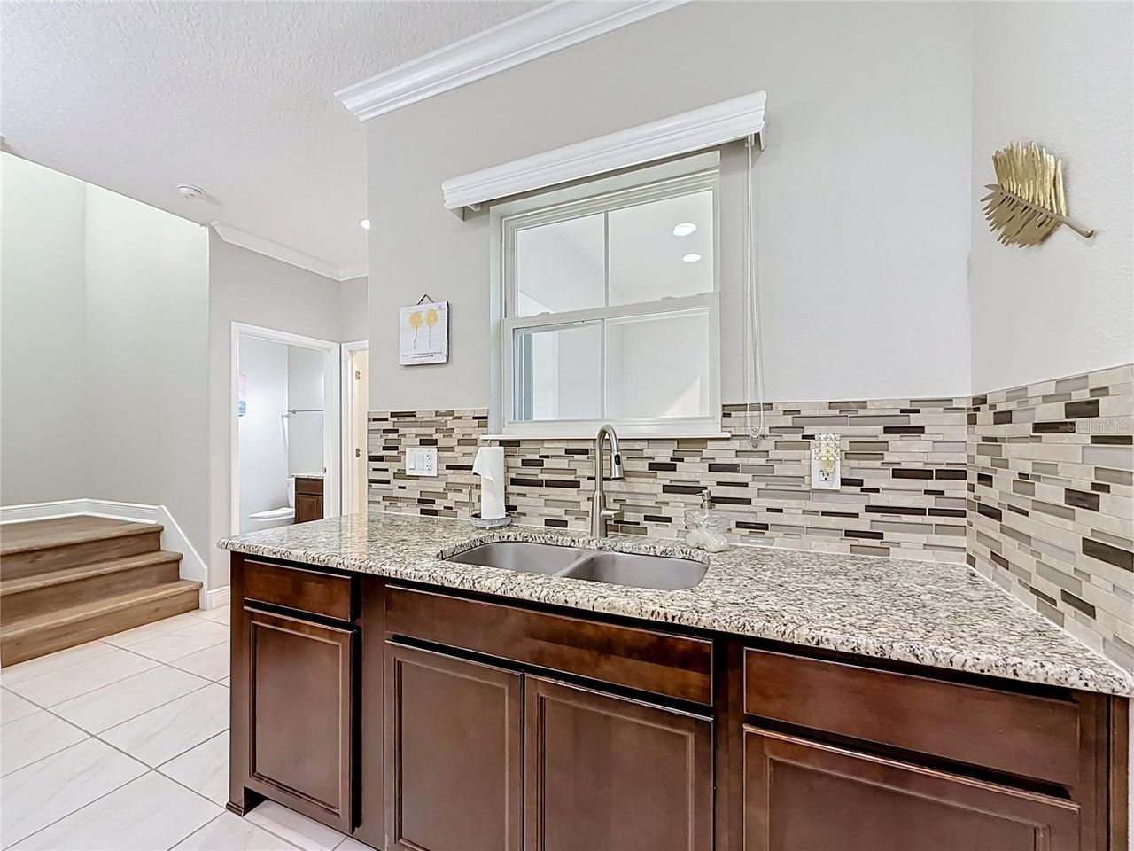 8460 MAGNIFICENT LANE — photo 9