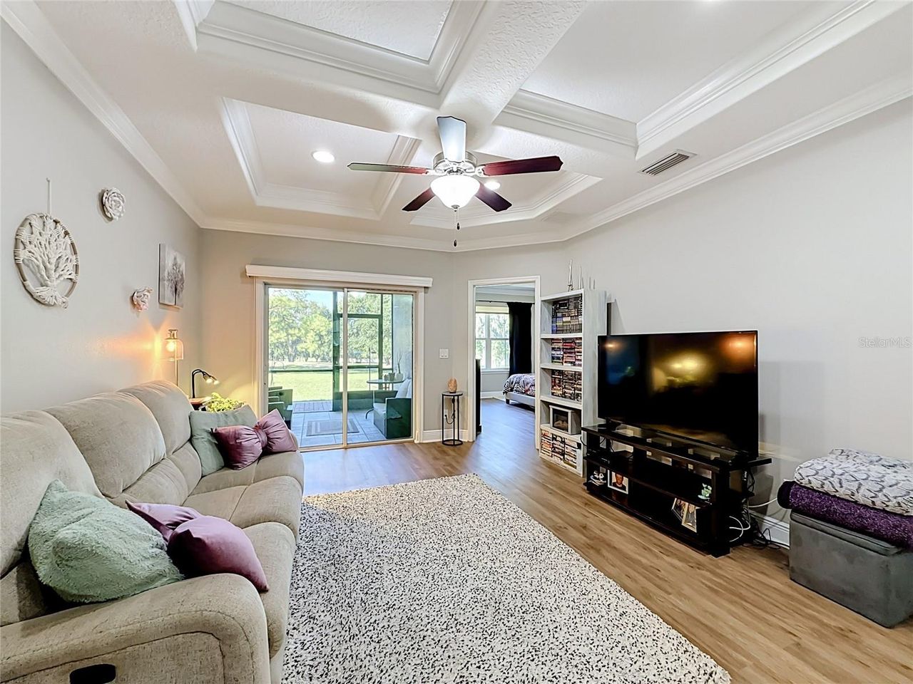8460 MAGNIFICENT LANE — photo 15