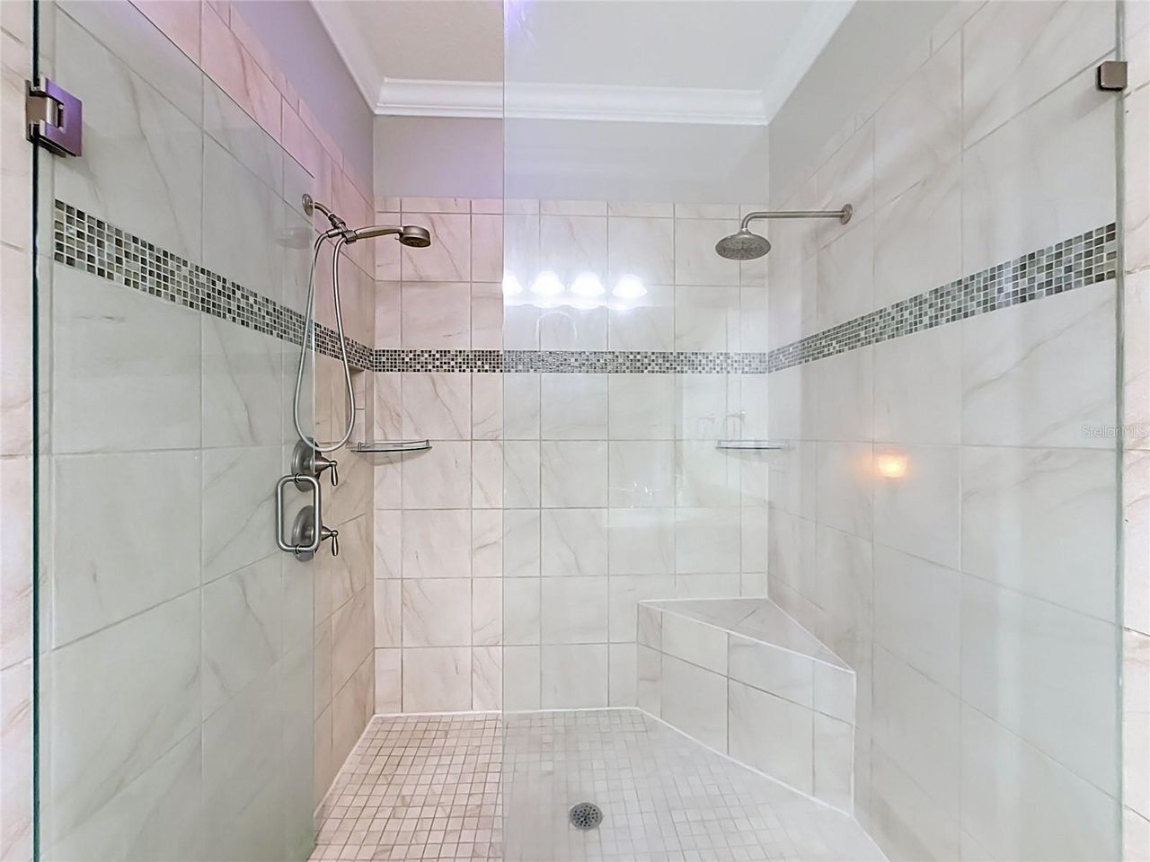 8460 MAGNIFICENT LANE — photo 21