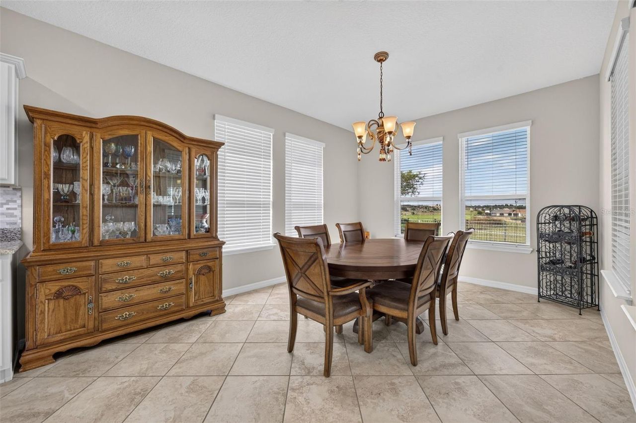 164 SILVER MAPLE ROAD — photo 21