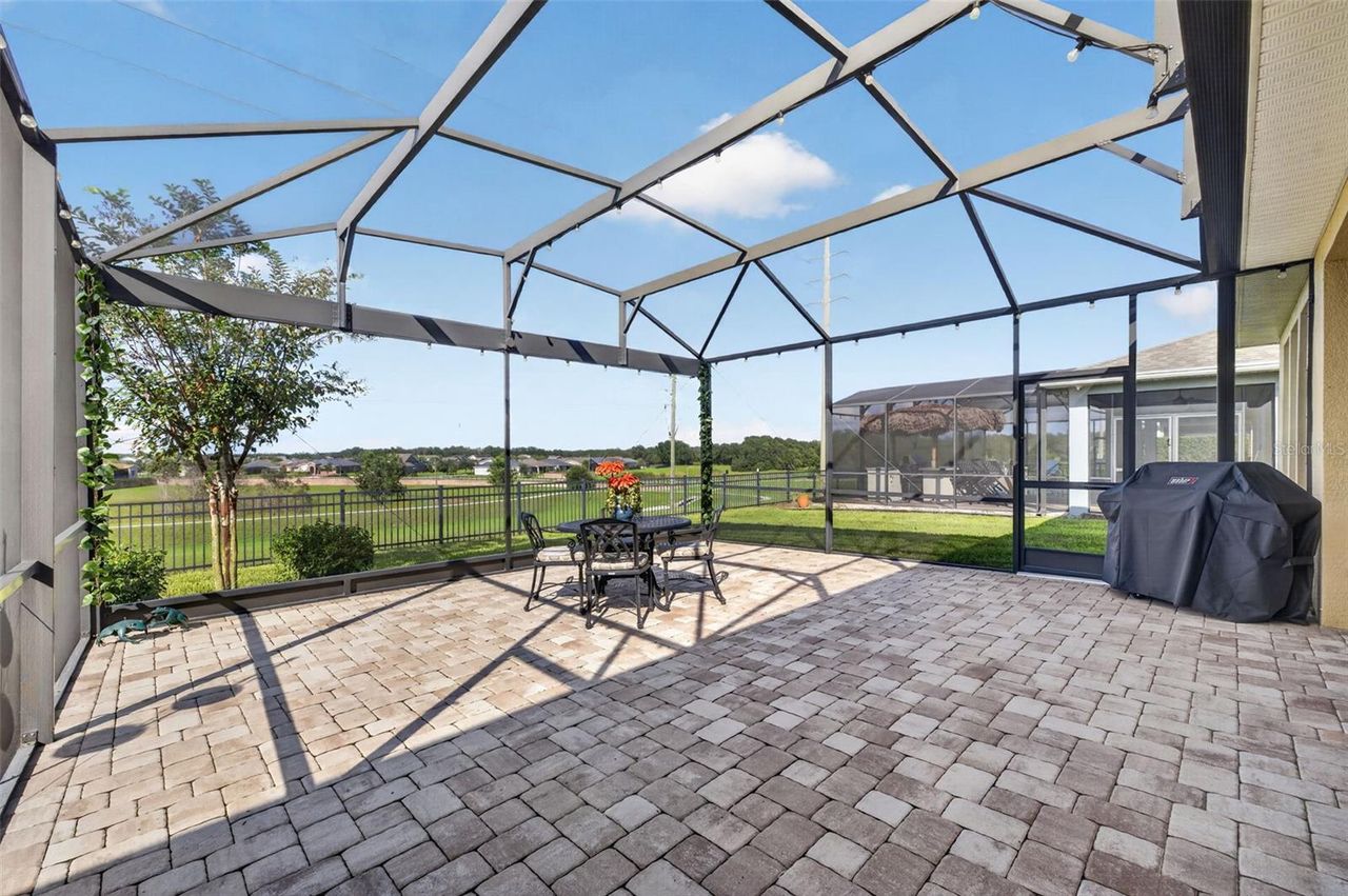 164 SILVER MAPLE ROAD — photo 39
