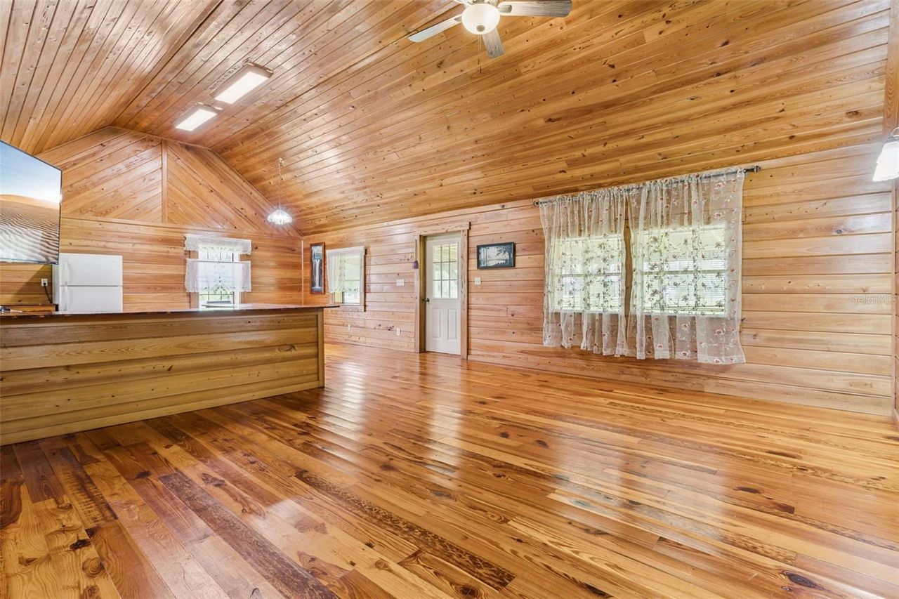 1017 SLOANS RIDGE ROAD — photo 11