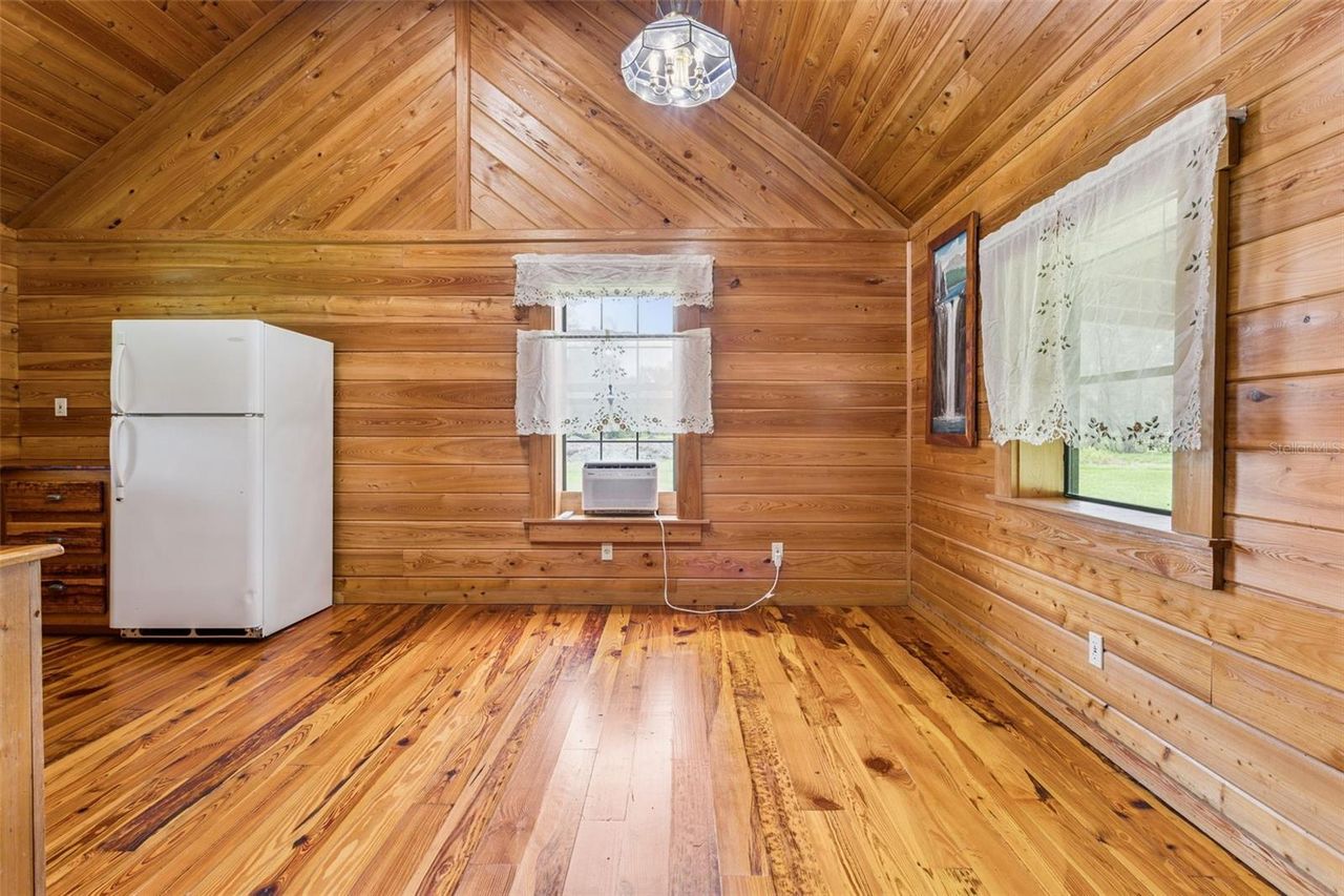 1017 SLOANS RIDGE ROAD — photo 19