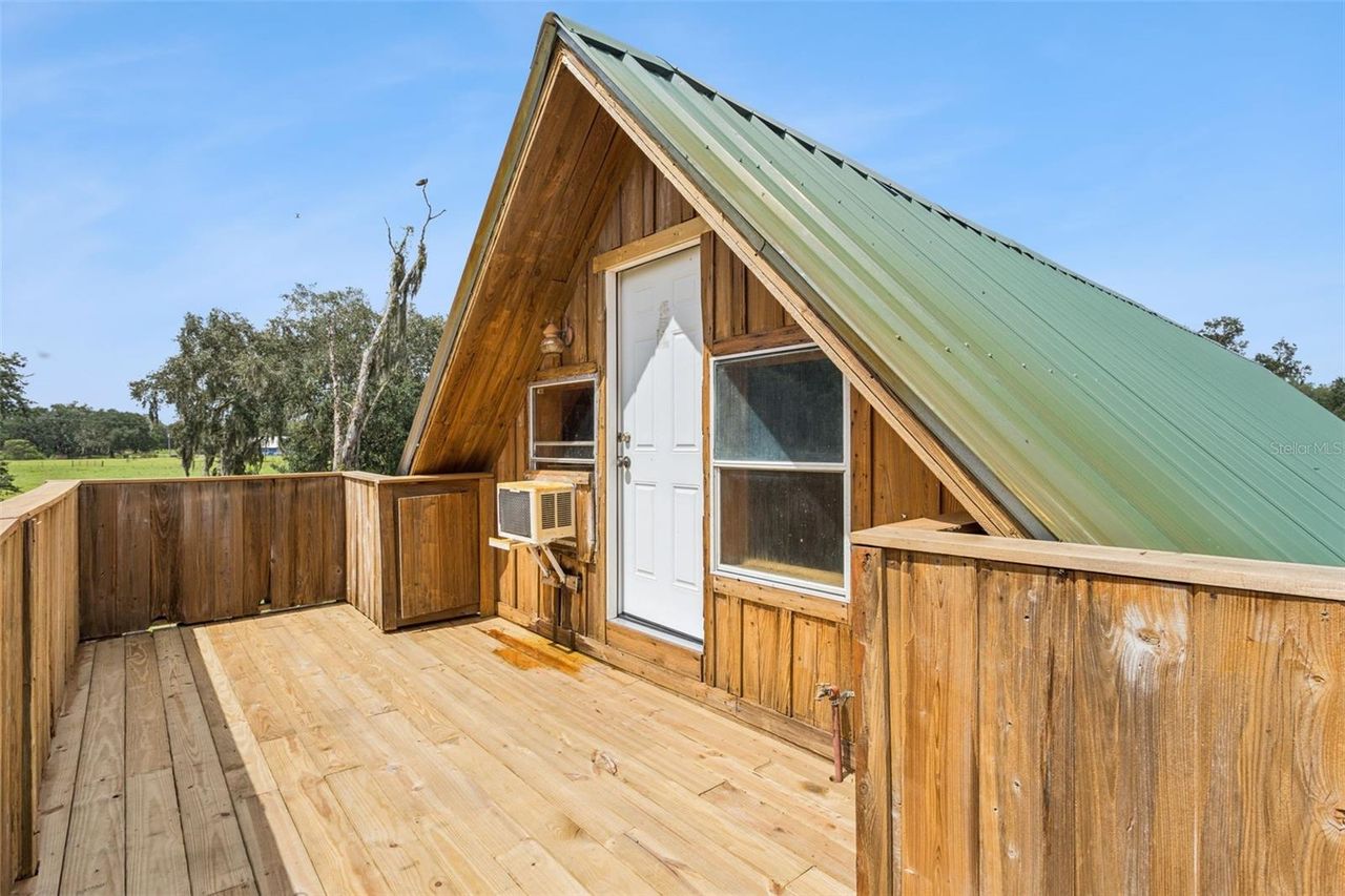 1017 SLOANS RIDGE ROAD — photo 33