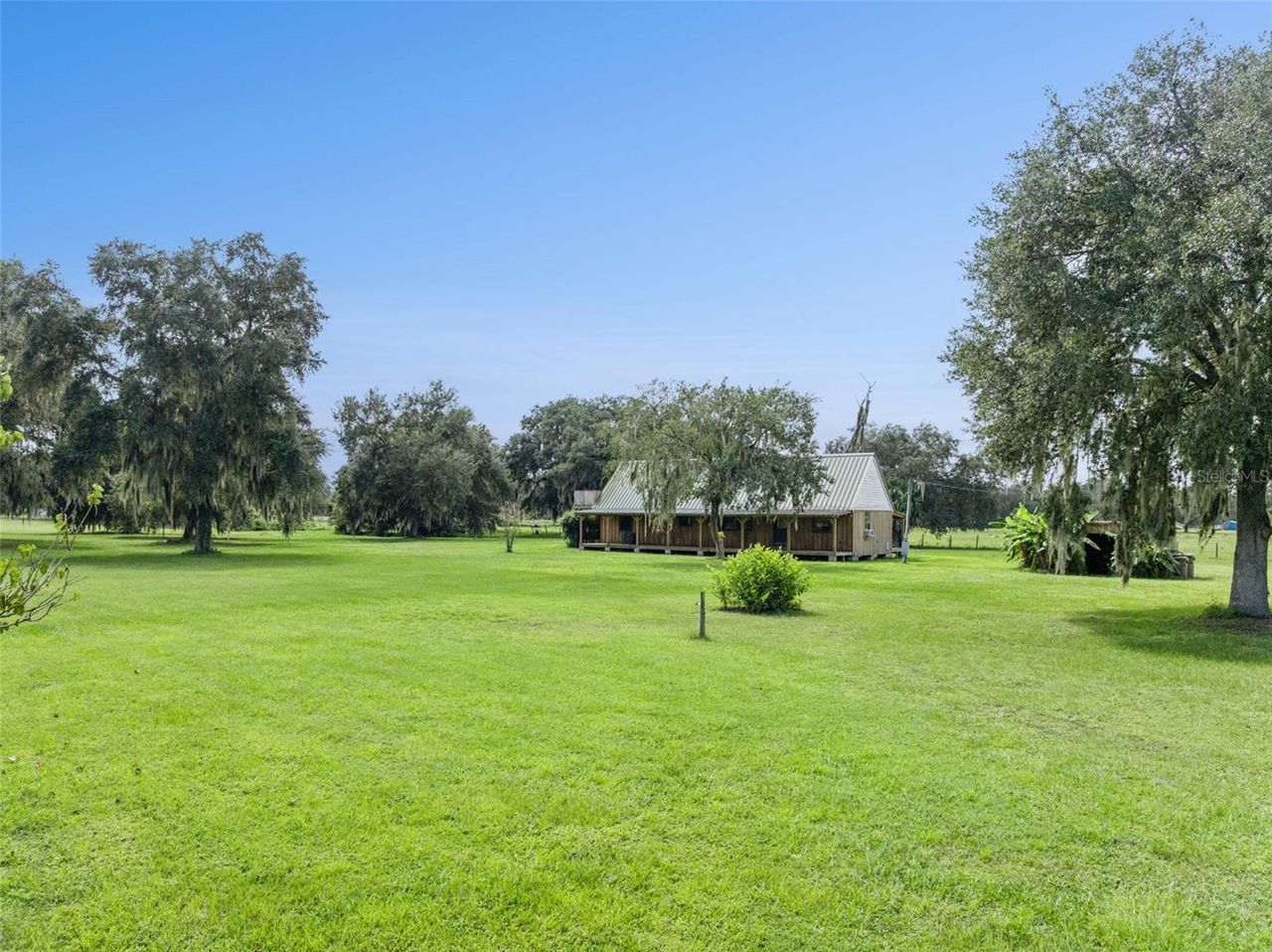 1017 SLOANS RIDGE ROAD — photo 44