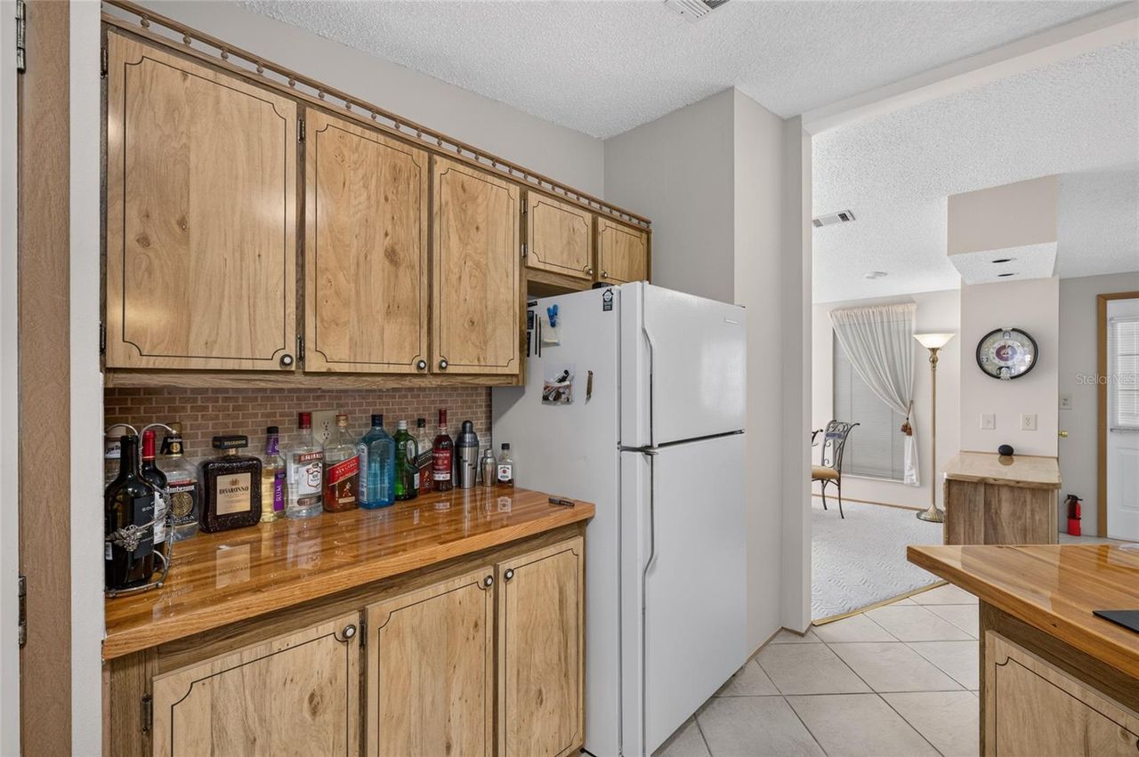 718 ORCHID STREET — photo 15