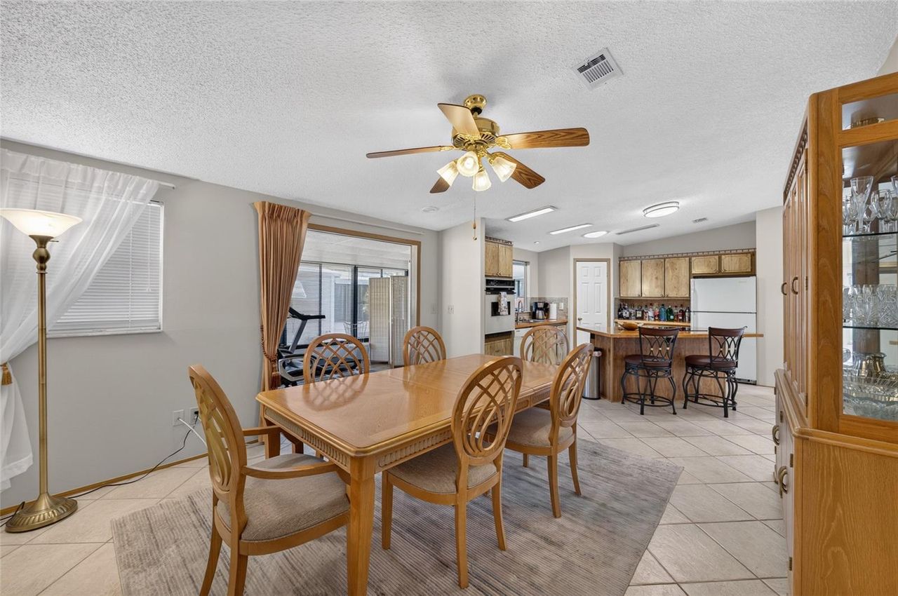 718 ORCHID STREET — photo 19