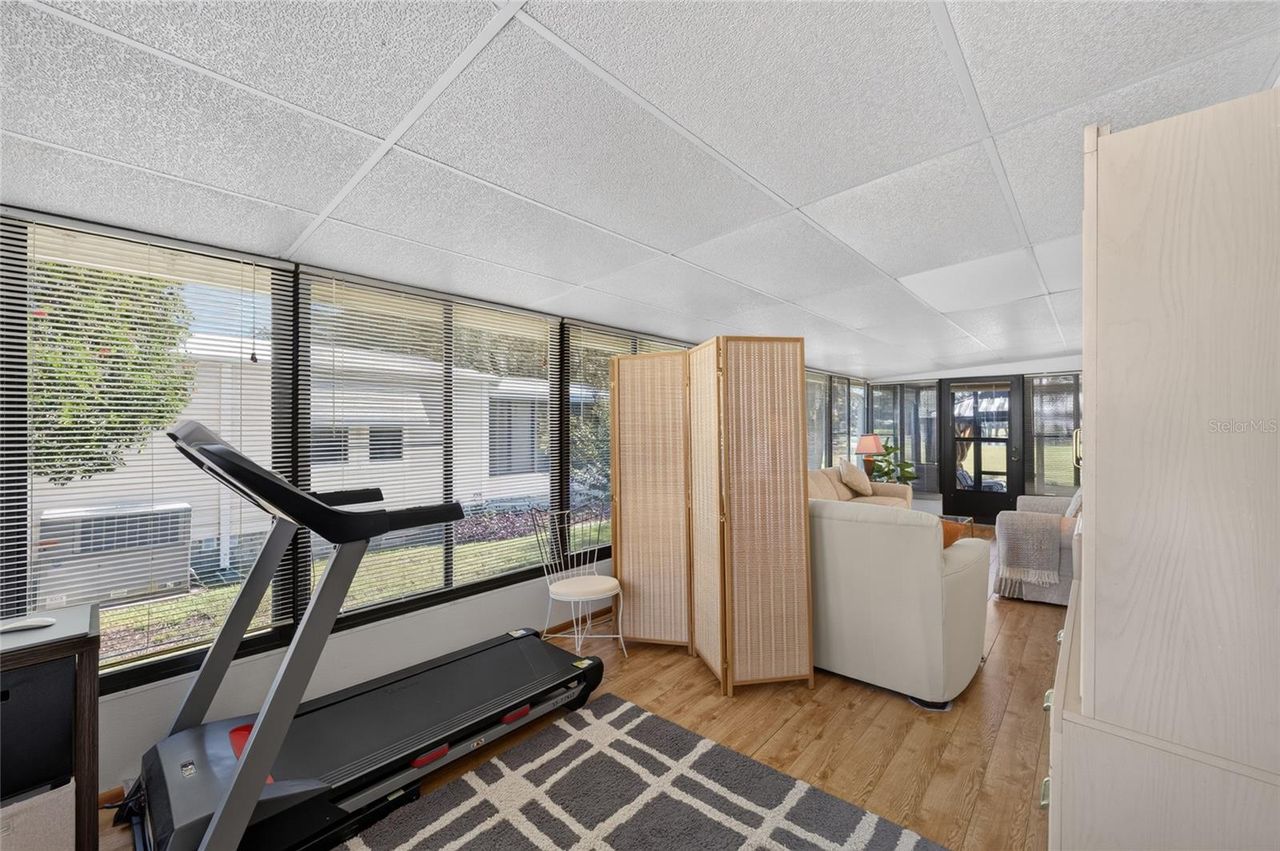 718 ORCHID STREET — photo 20