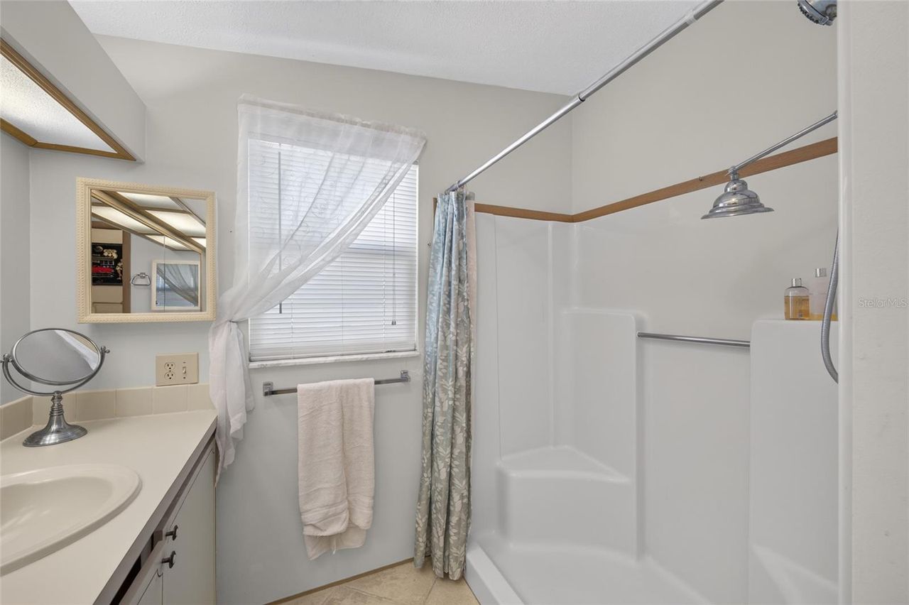 718 ORCHID STREET — photo 26