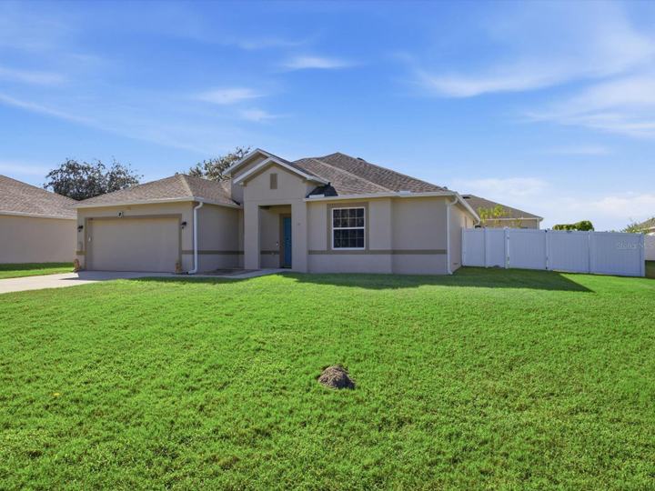 1707 HOOFPRINT COURT, FRUITLAND PARK, FL