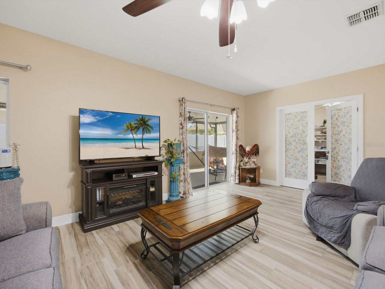 1707 HOOFPRINT COURT — photo 5