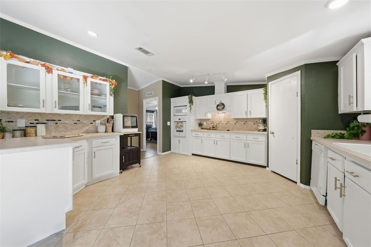 40928 BRIDLE PATH LANE — photo 3