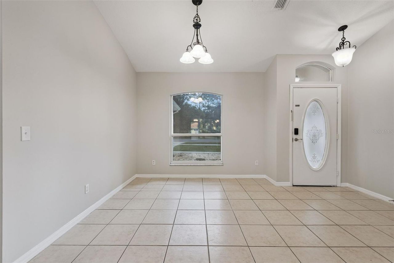2610 AUTUMN LANE — photo 3