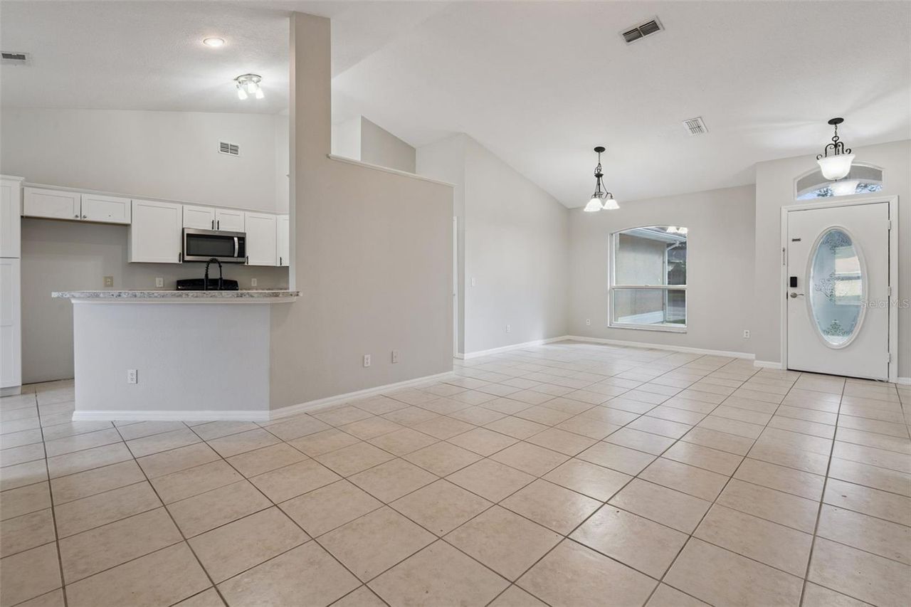 2610 AUTUMN LANE — photo 10