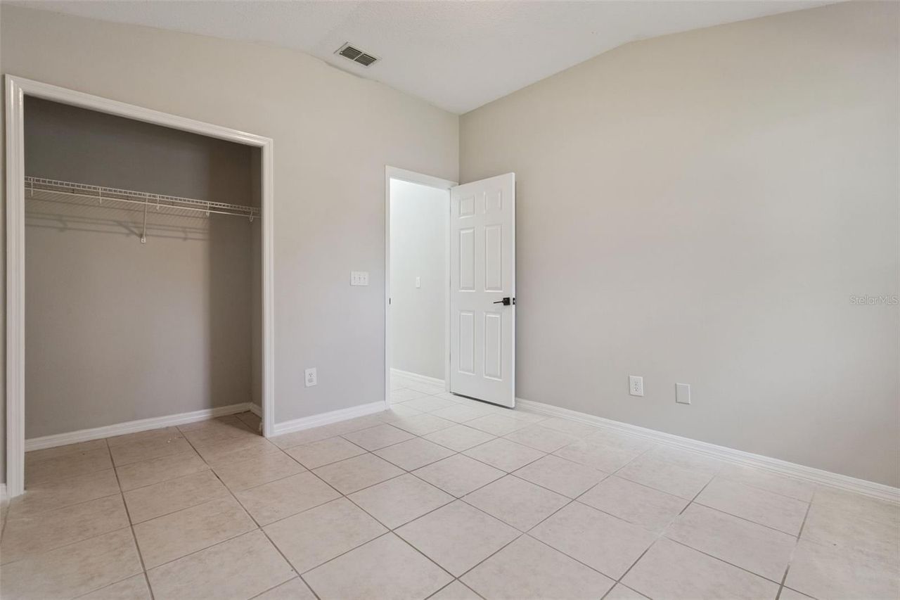 2610 AUTUMN LANE — photo 25