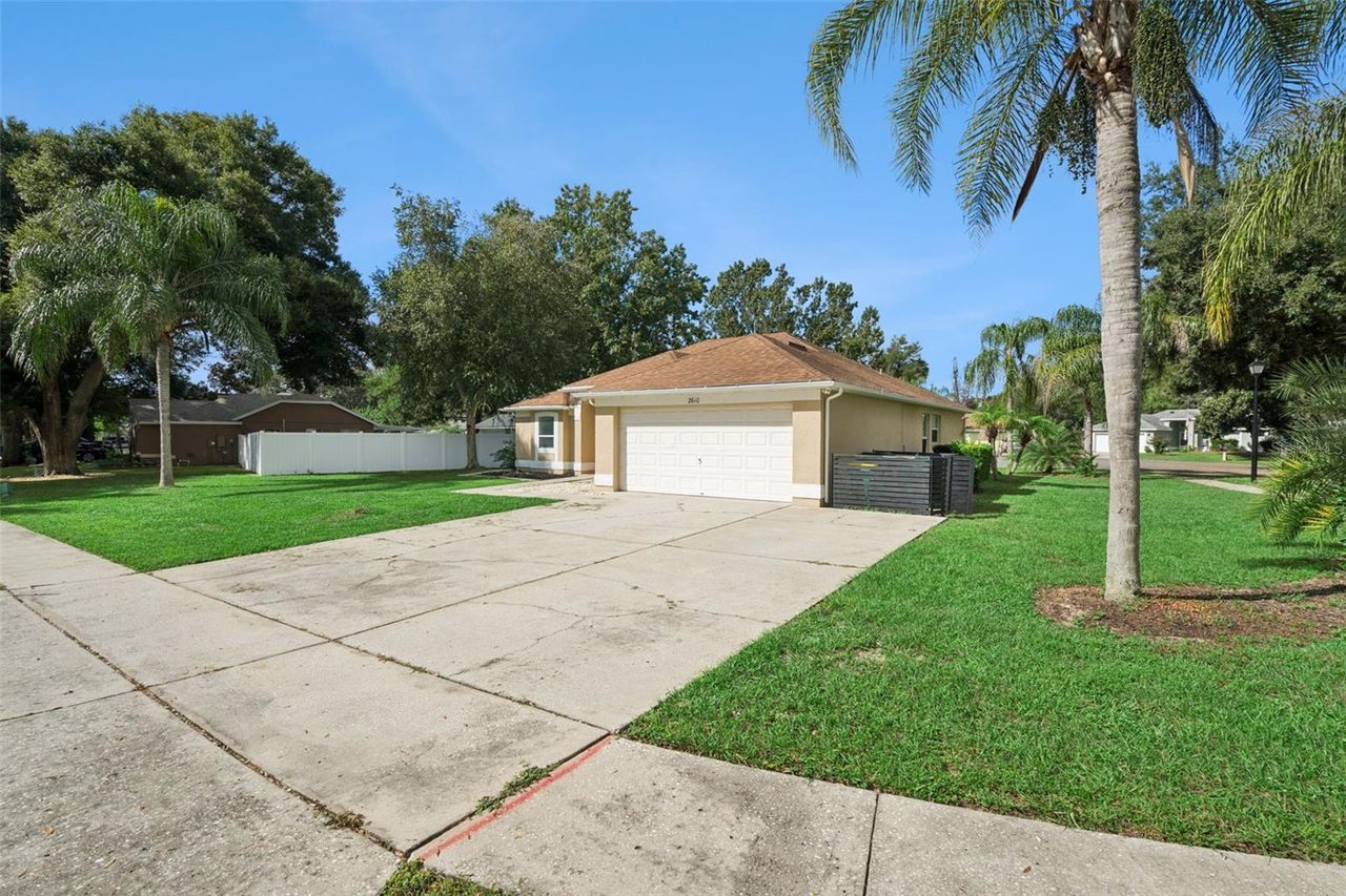 2610 AUTUMN LANE — photo 41