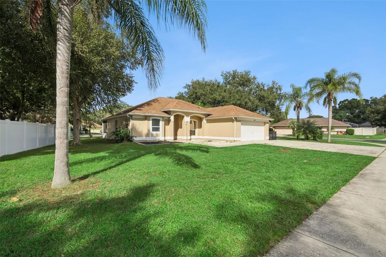 2610 AUTUMN LANE — photo 44