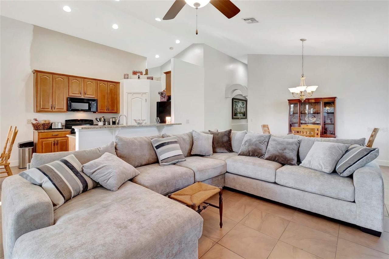 4877 GRASSY KNOLL DRIVE — photo 16