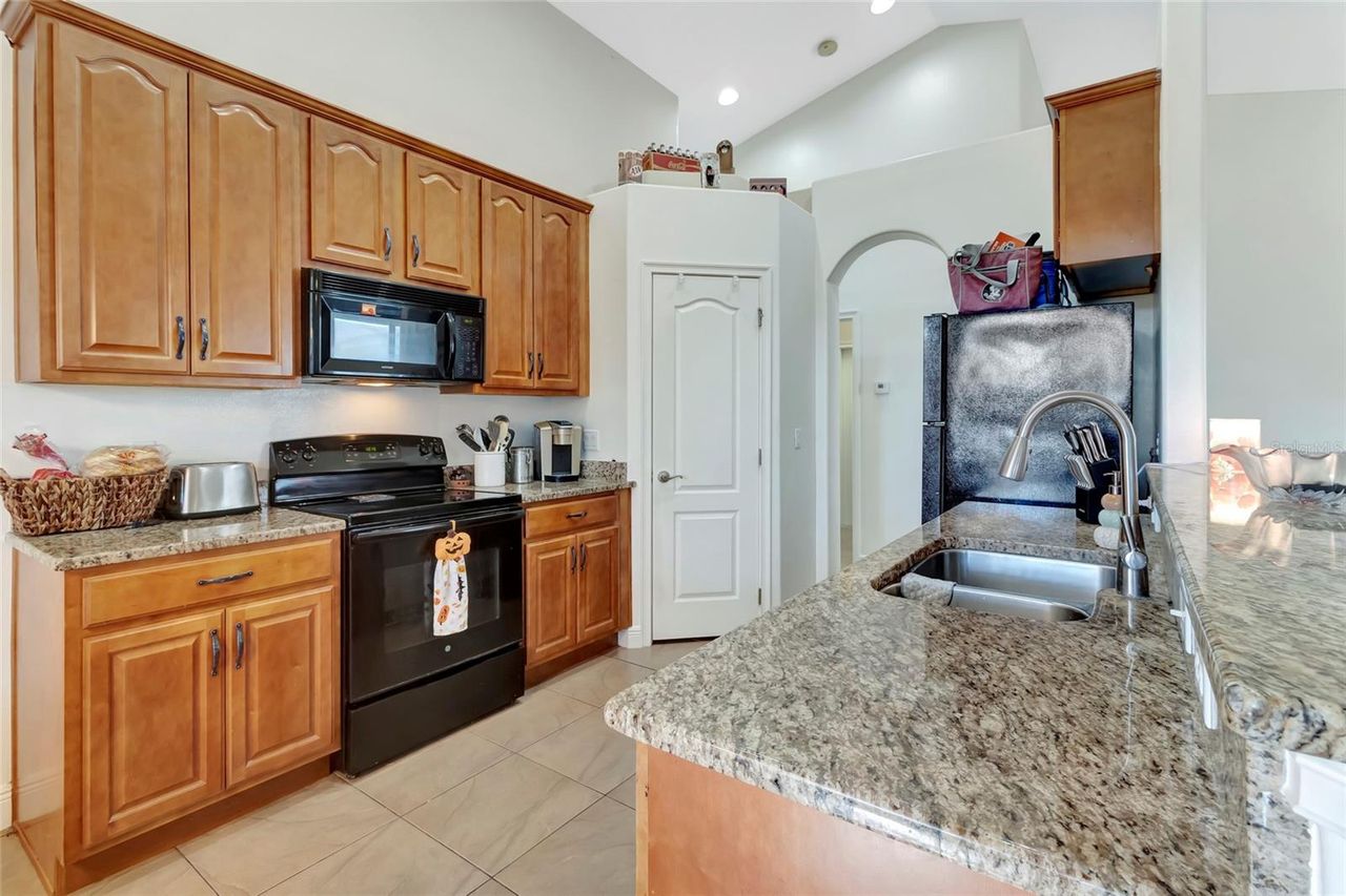 4877 GRASSY KNOLL DRIVE — photo 19