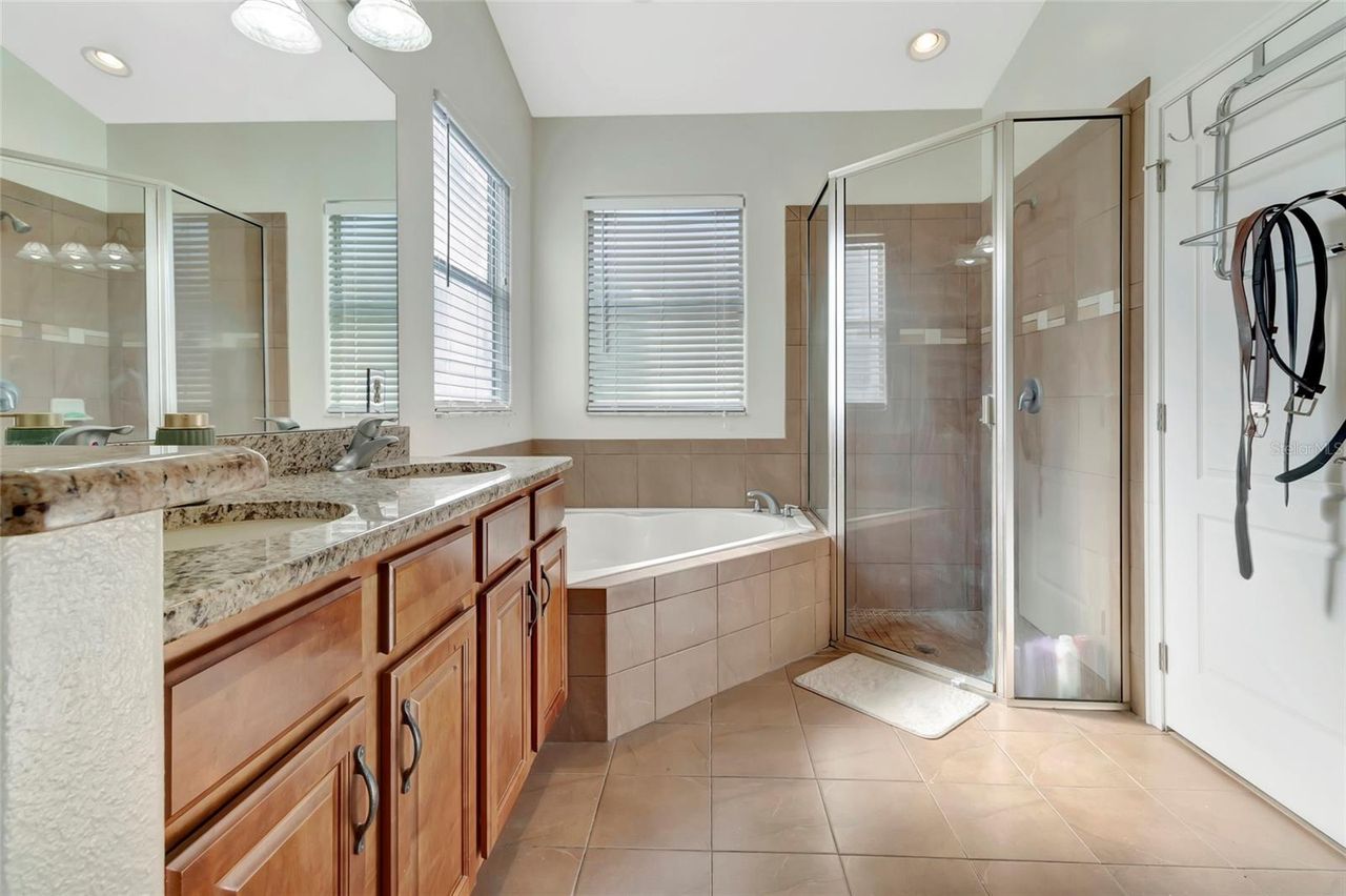 4877 GRASSY KNOLL DRIVE — photo 24