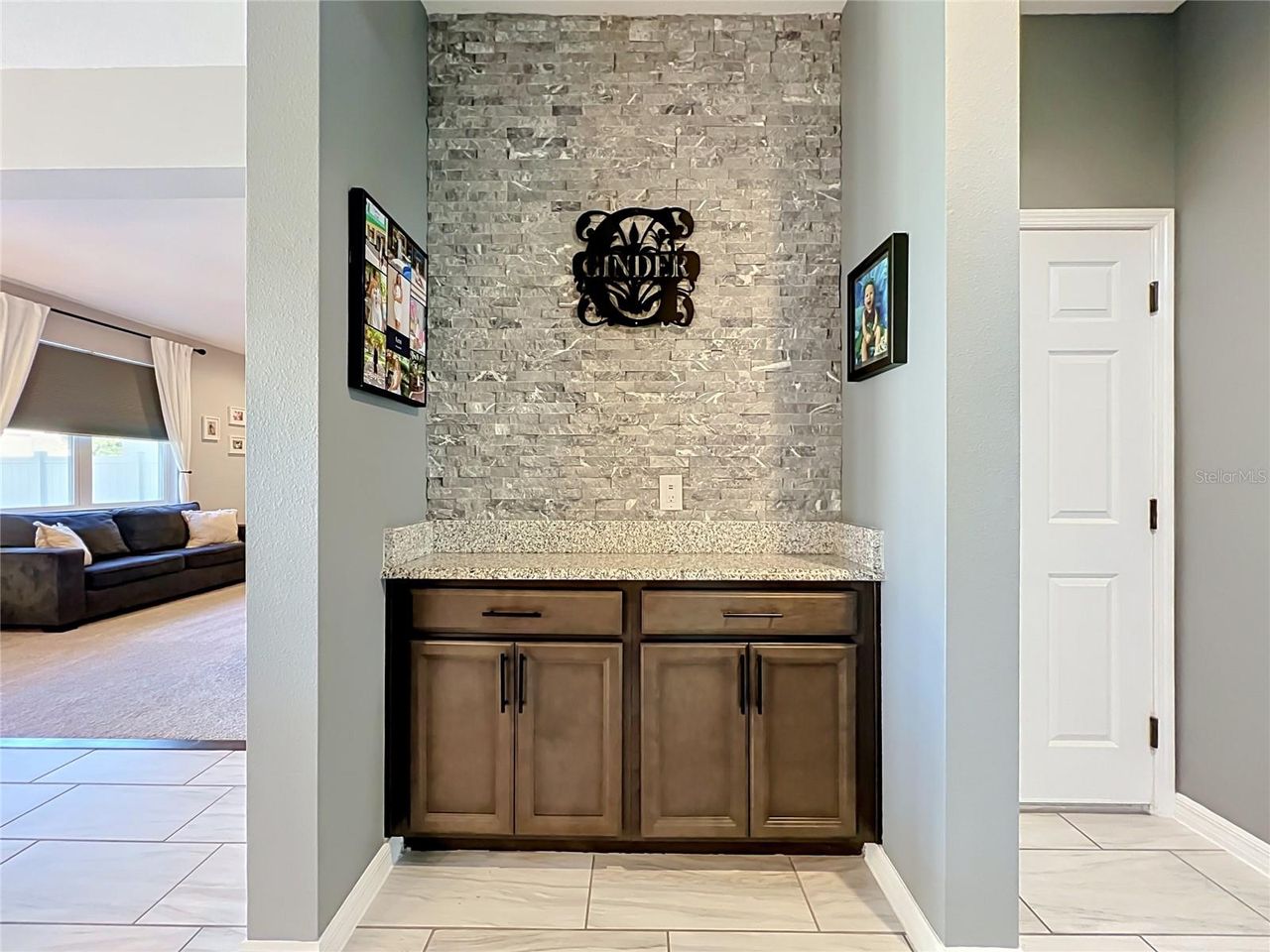 9389 LA SALLE STREET — photo 19