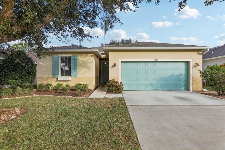 1689 STRATHMORE CIRCLE, MOUNT DORA, FL