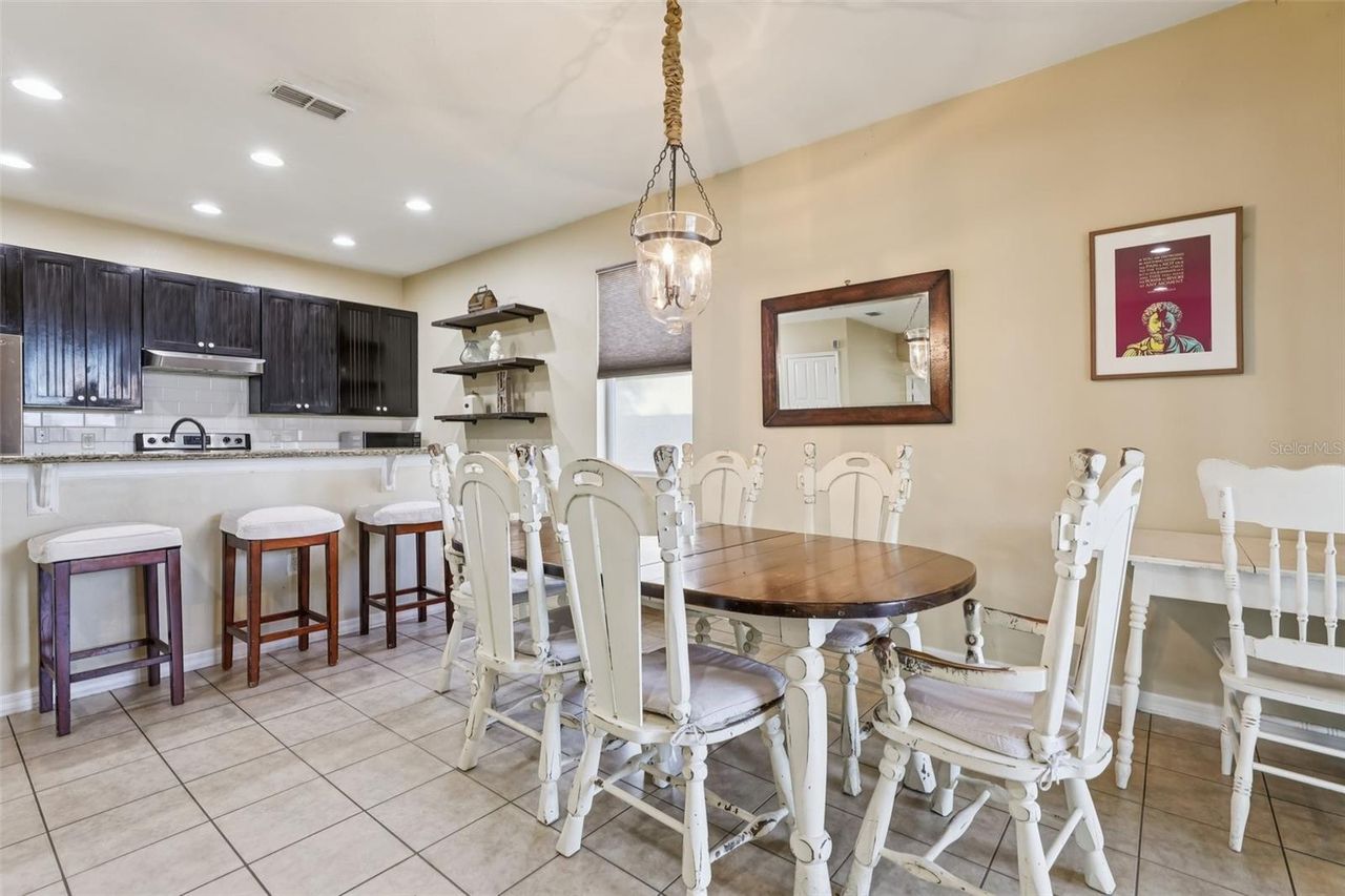 1689 STRATHMORE CIRCLE — photo 13