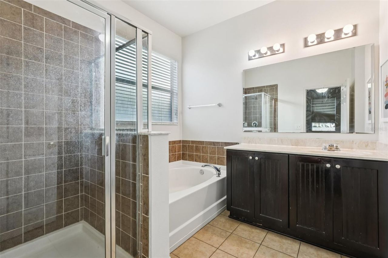 1689 STRATHMORE CIRCLE — photo 17