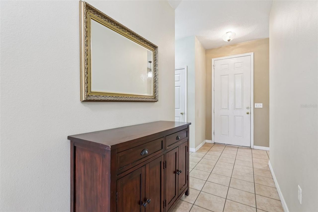 1689 STRATHMORE CIRCLE — photo 29