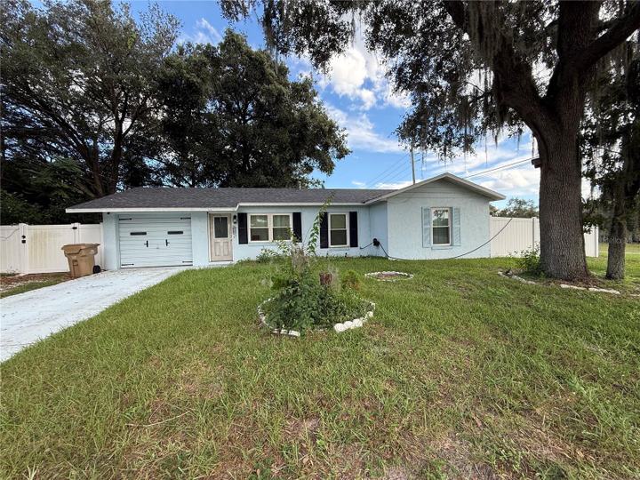 1204 SPRING LAKE ROAD, FRUITLAND PARK, FL
