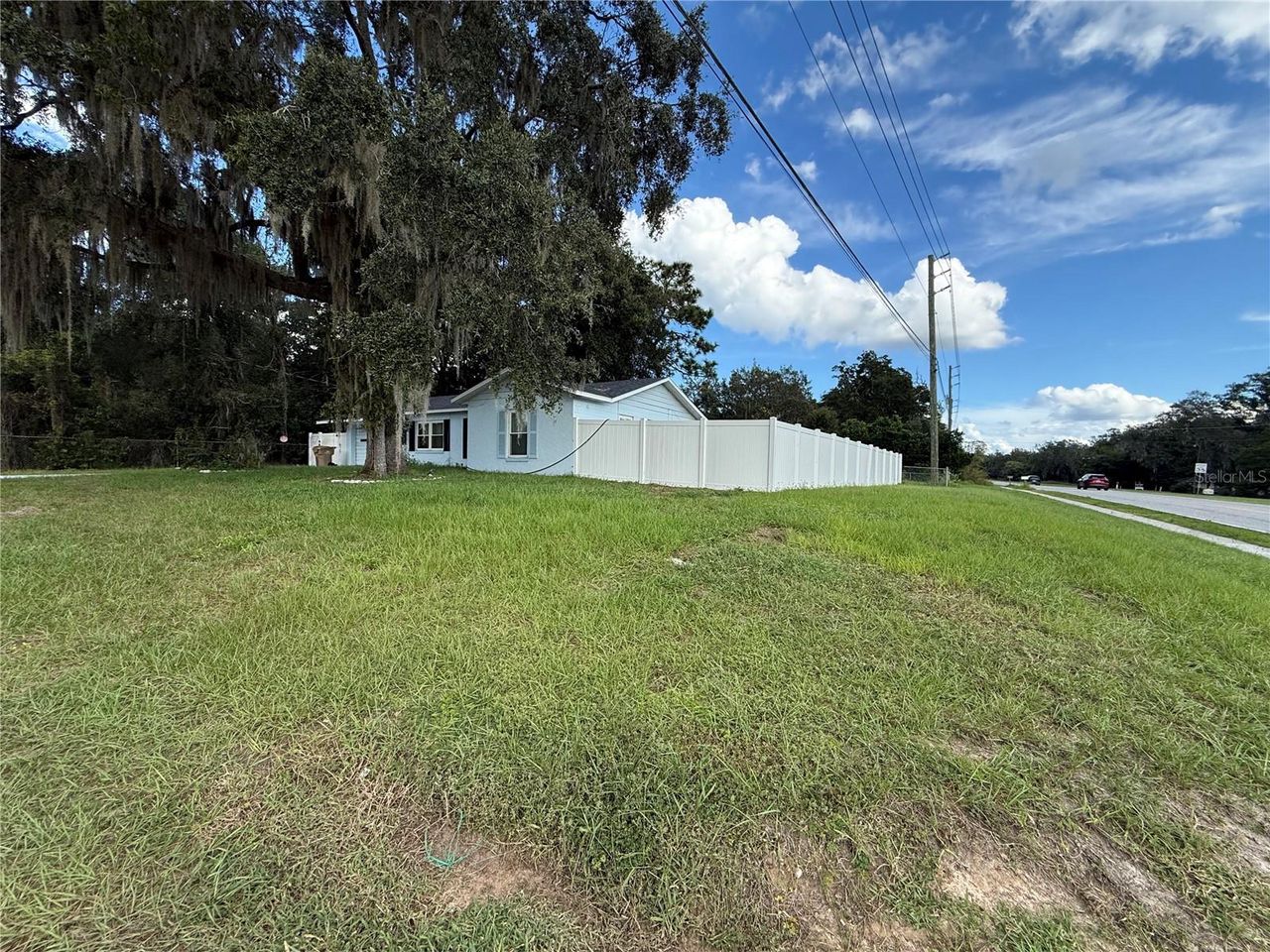 1204 SPRING LAKE ROAD — photo 2