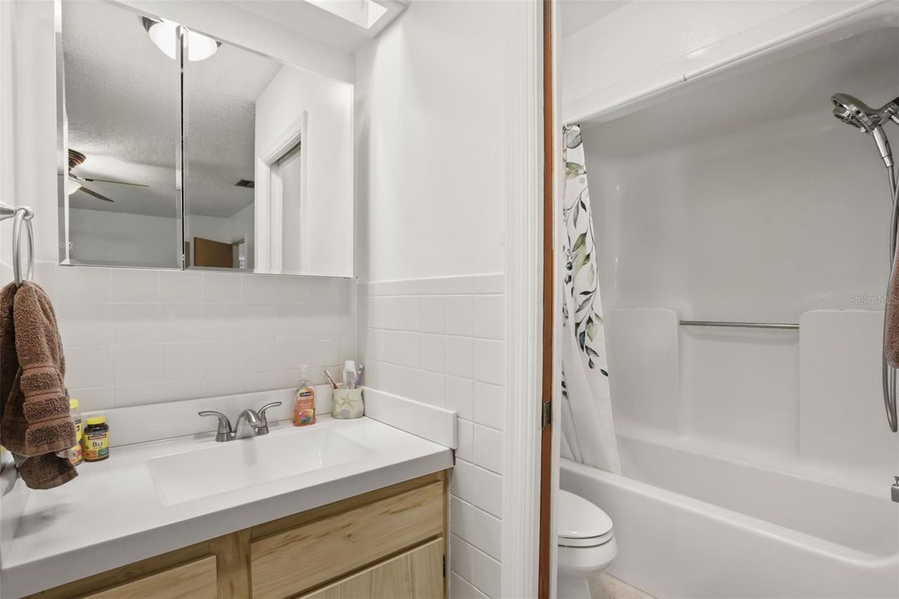1080 FOREST DRIVE — photo 16