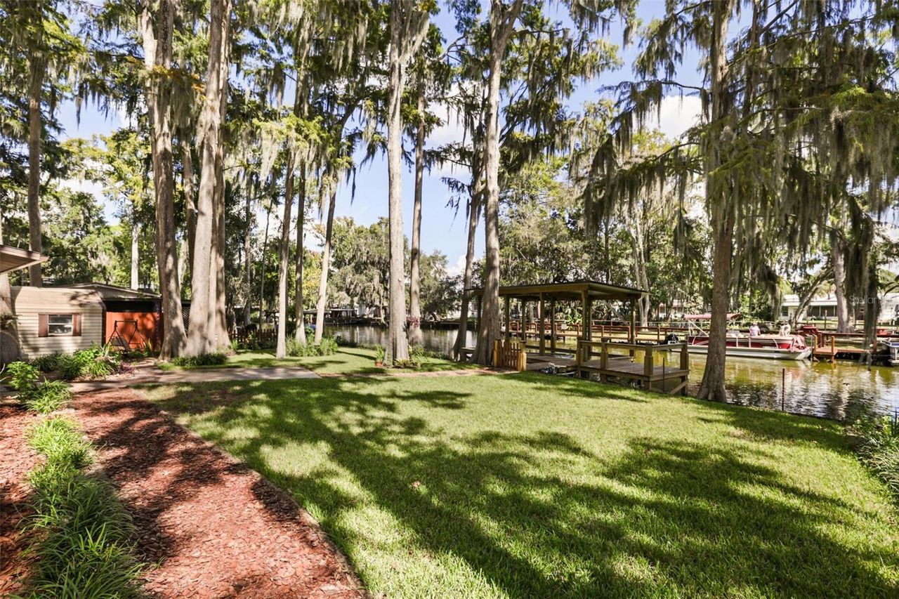 1080 FOREST DRIVE — photo 30