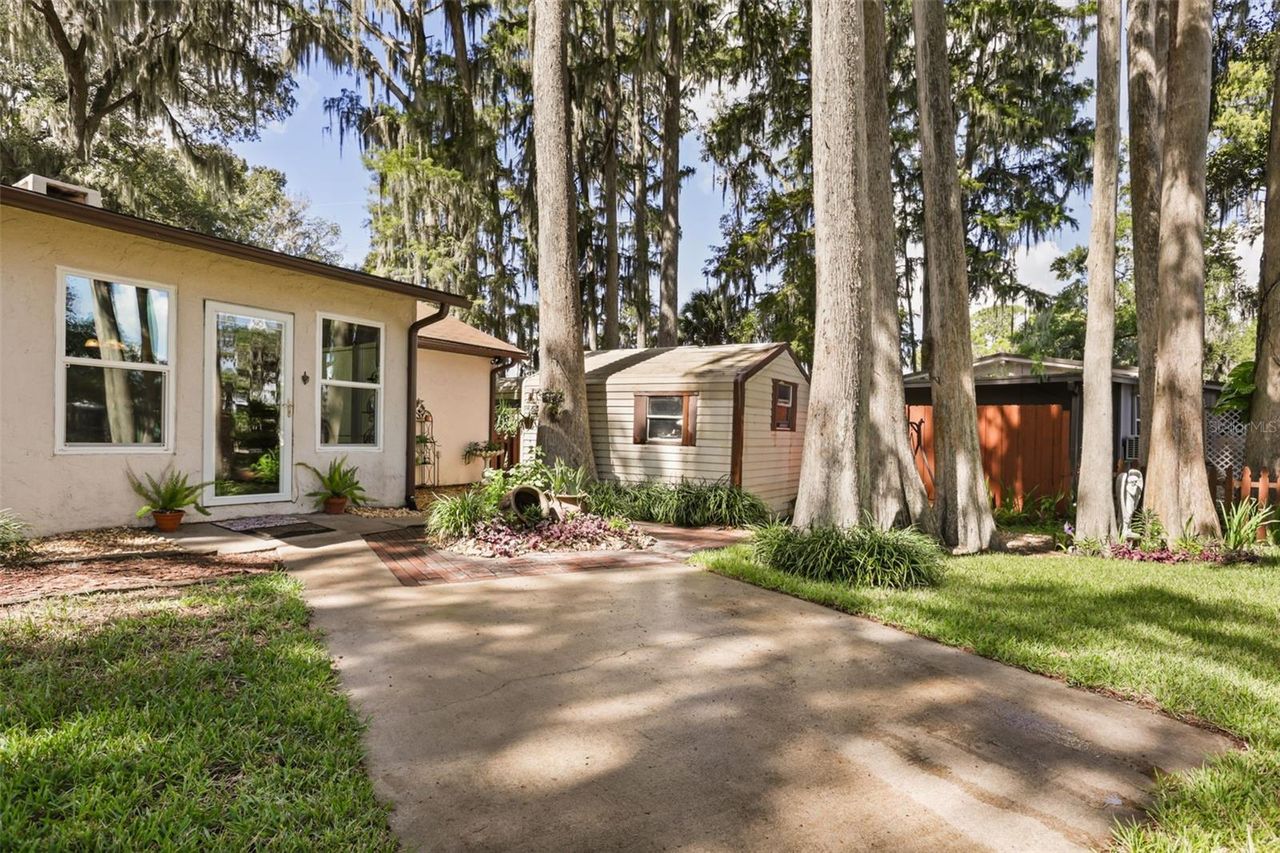 1080 FOREST DRIVE — photo 35