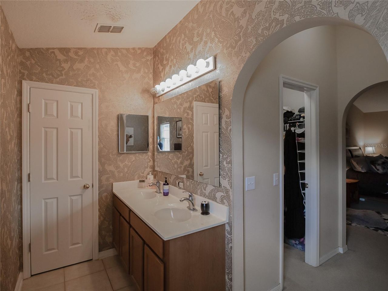 216 TRES REYES LANE — photo 29
