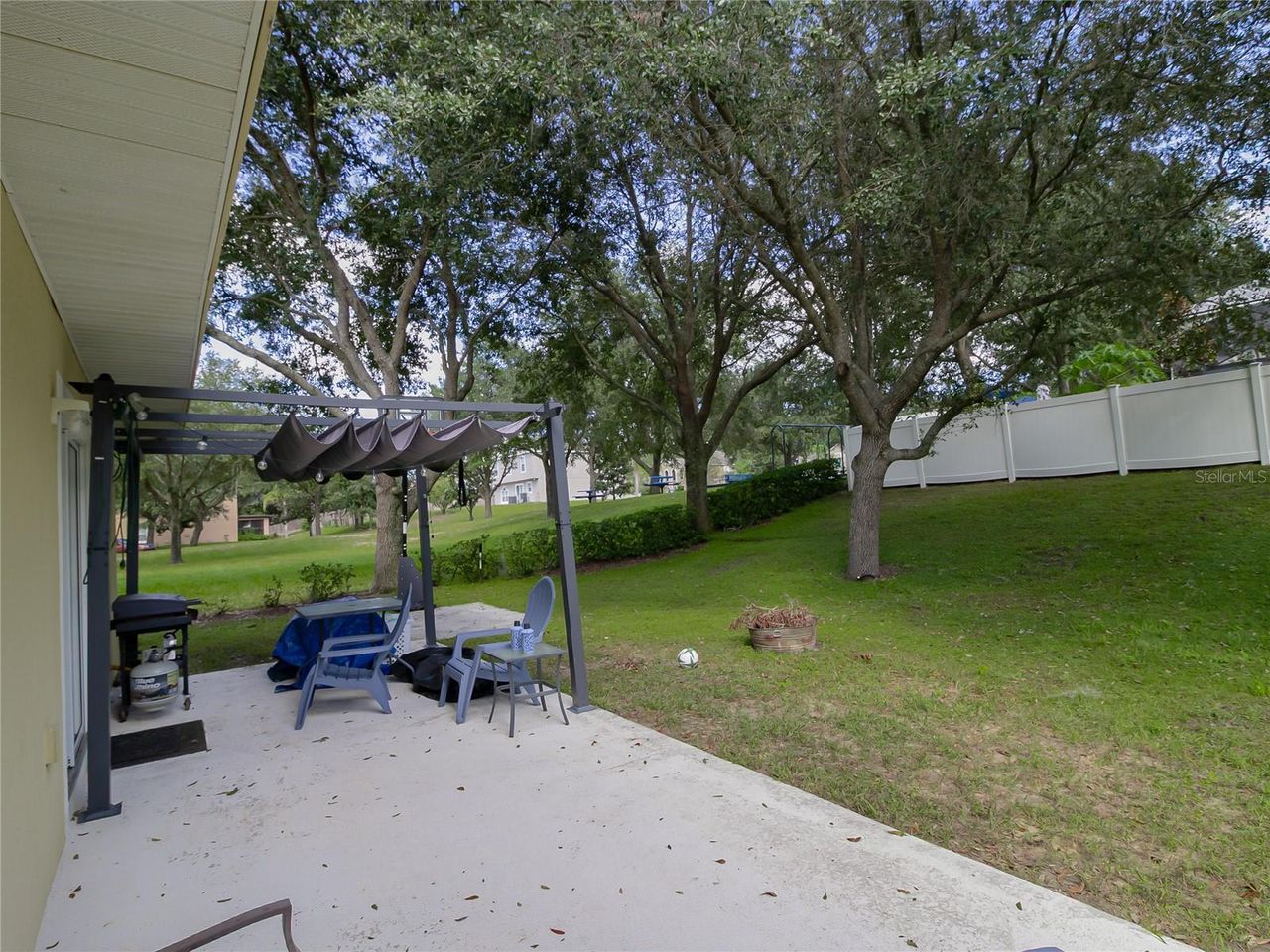 216 TRES REYES LANE — photo 31