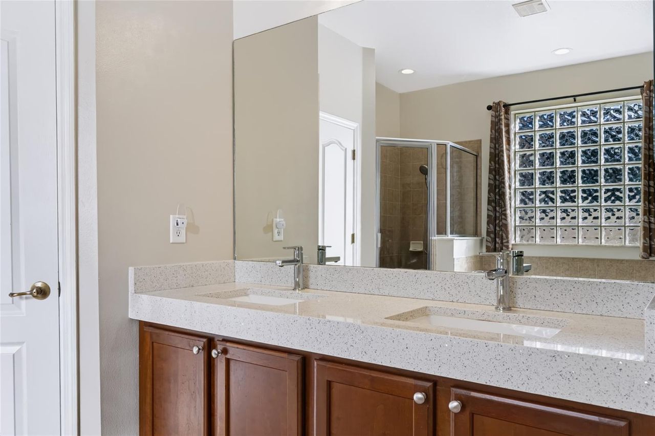 2970 SOUTHERN PINES LOOP — photo 13