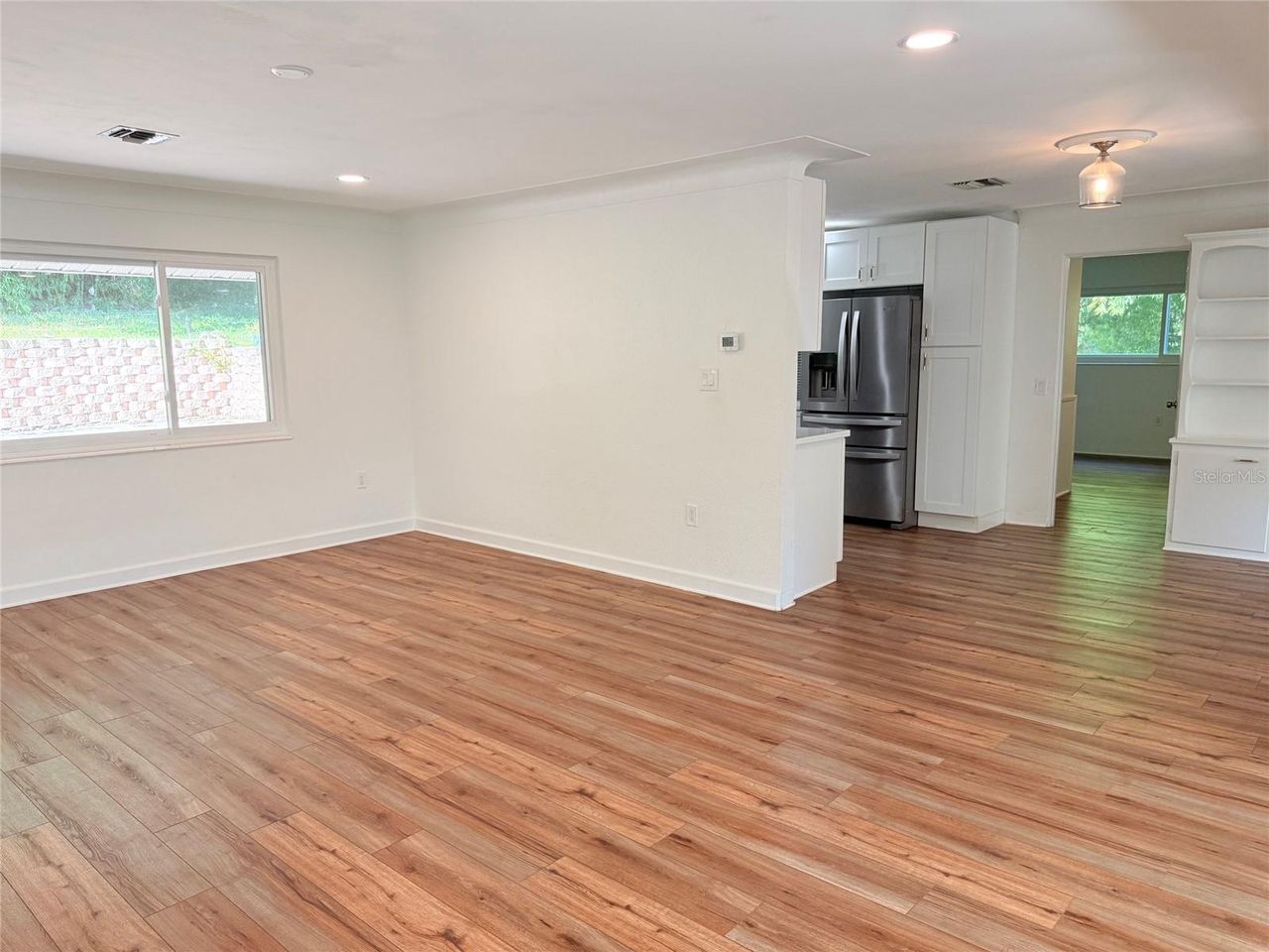 1765 HILLTOP DRIVE — photo 3