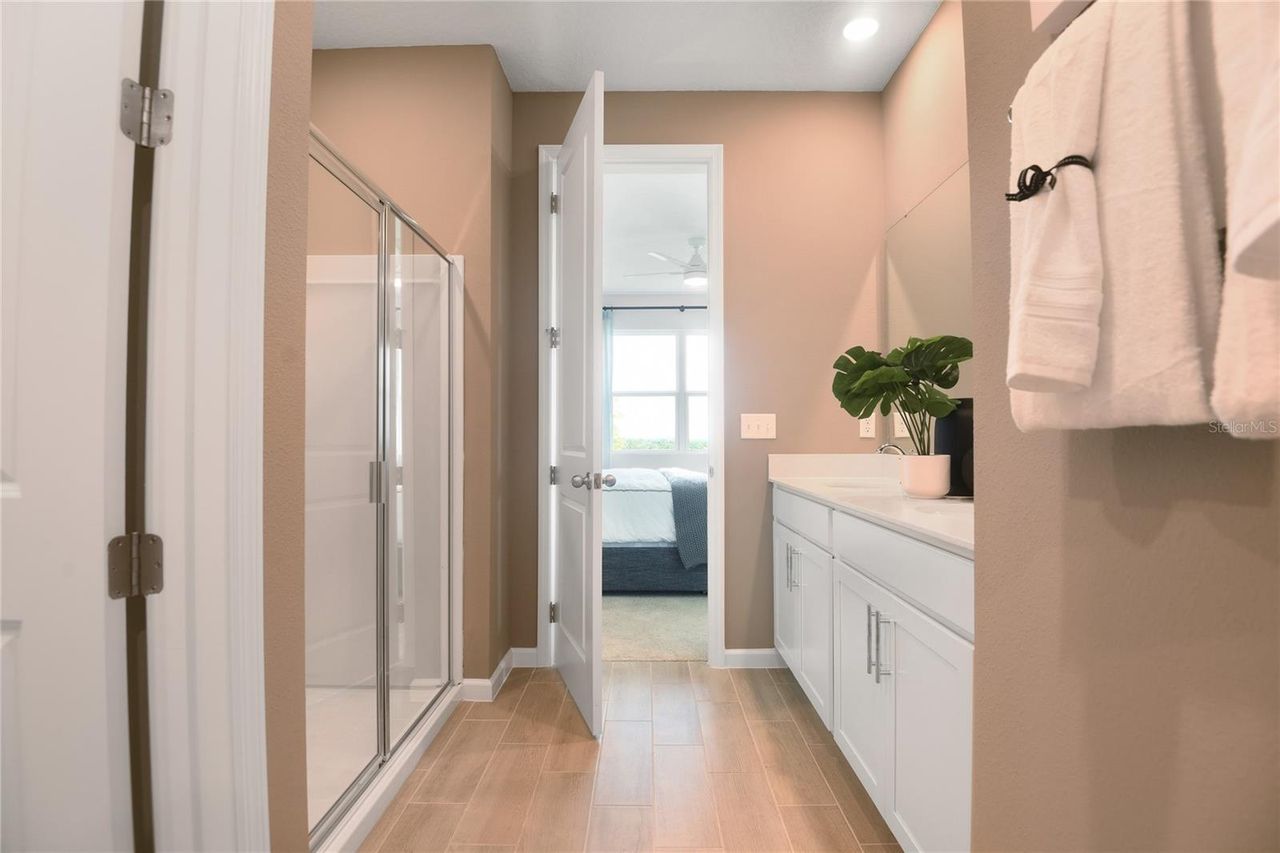 194 BLUE STAR COURT — photo 12