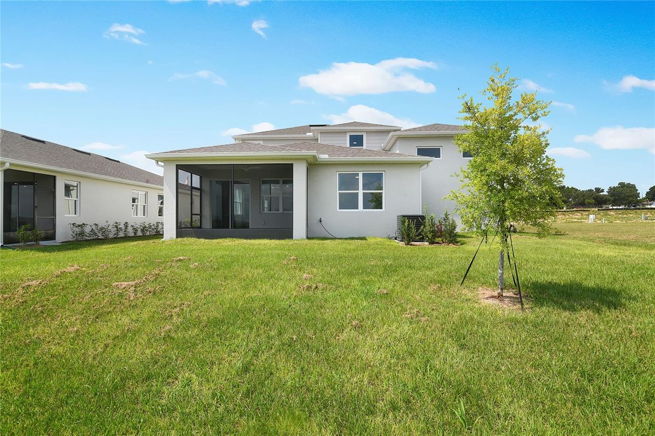 194 BLUE STAR COURT — photo 25