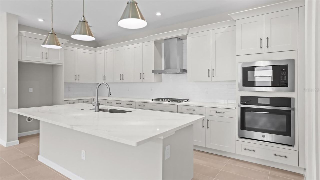 948 CLUB CRESSWIND DRIVE — photo 14